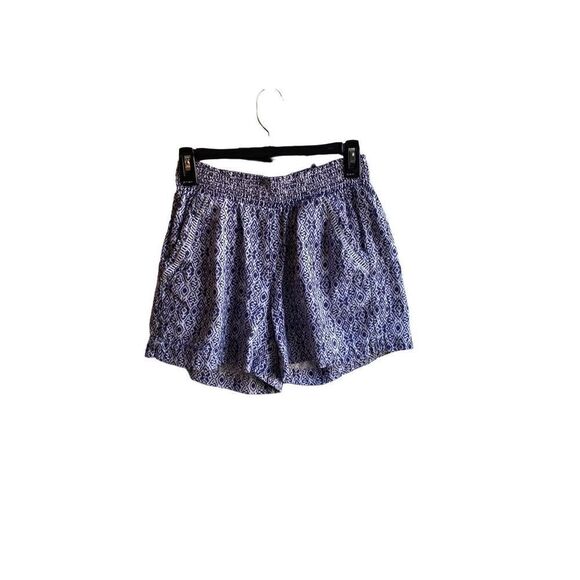 Briggs women’s linen blend, short blue and white print size small - Picture 1 of 5